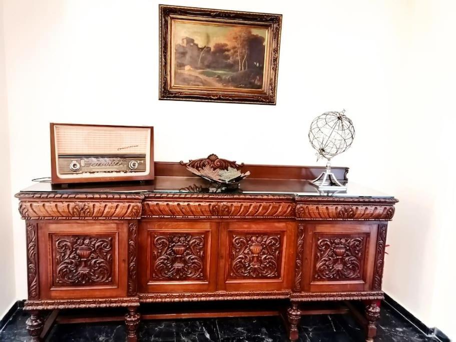 Sarakin'S Mansion Luxury Retreat Apartment Атина Екстериор снимка