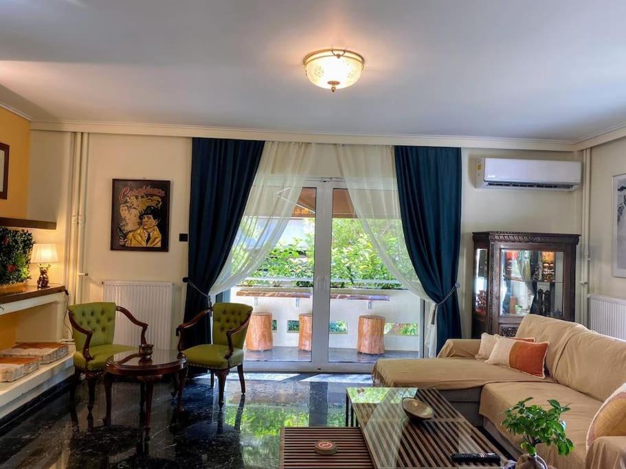 Sarakin'S Mansion Luxury Retreat Apartment Атина Екстериор снимка