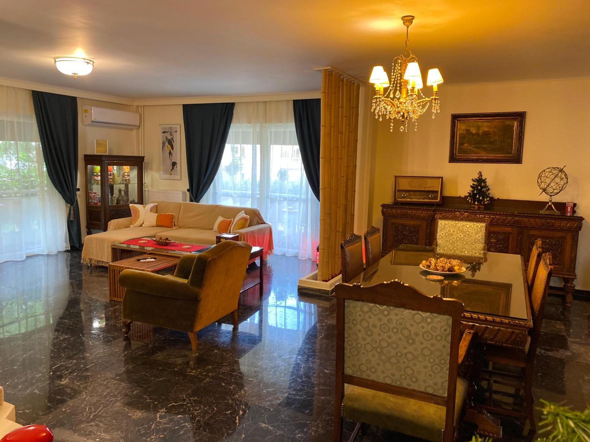 Sarakin'S Mansion Luxury Retreat Apartment Атина Екстериор снимка