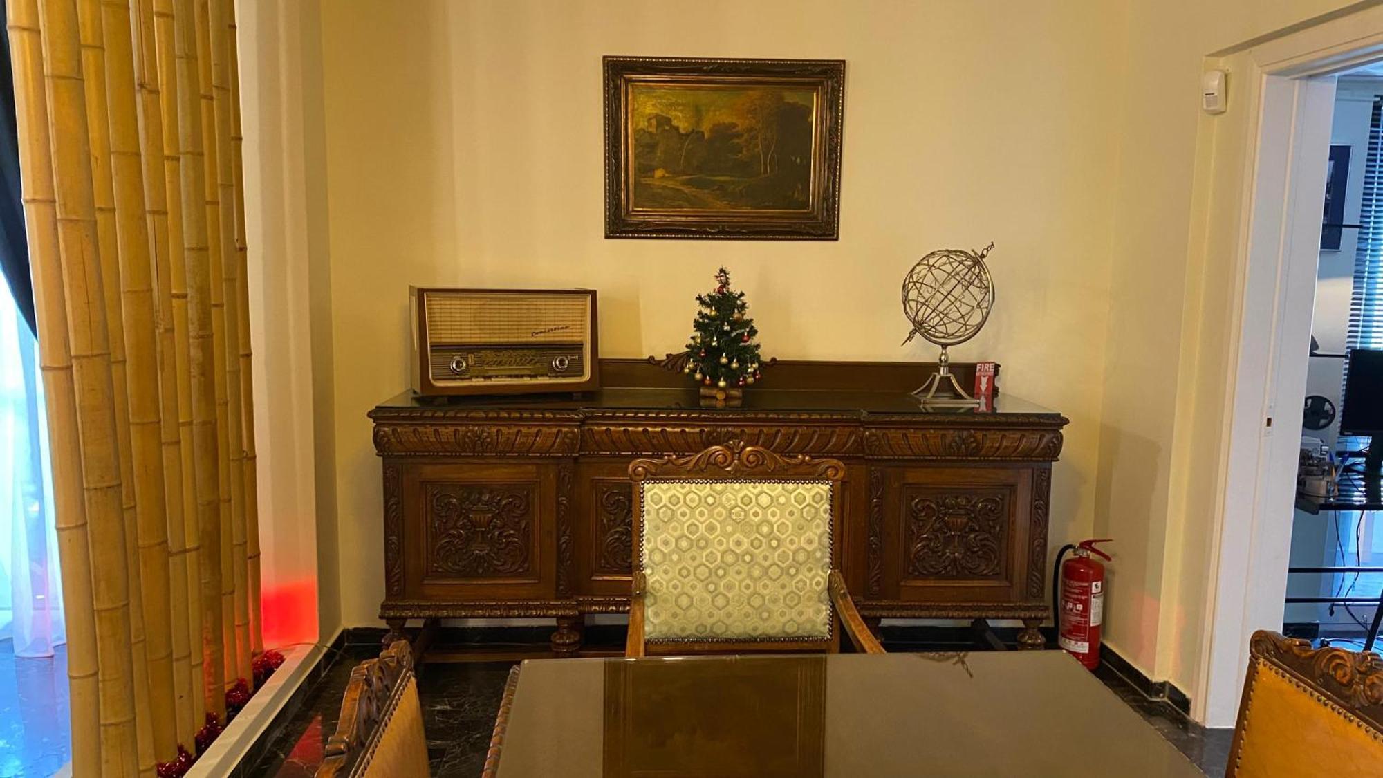 Sarakin'S Mansion Luxury Retreat Apartment Атина Екстериор снимка