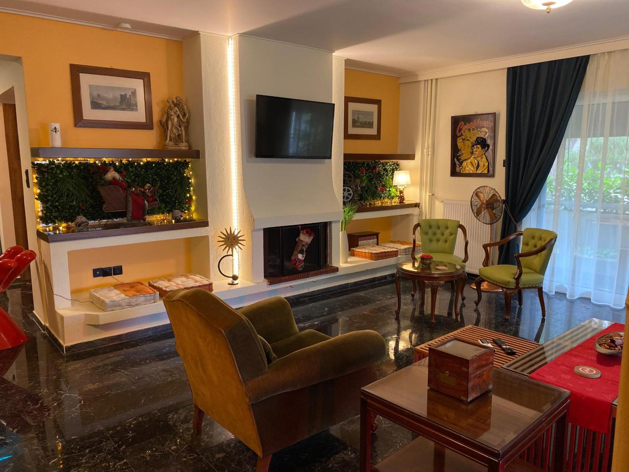 Sarakin'S Mansion Luxury Retreat Apartment Атина Екстериор снимка